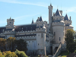 Средневековый замок Пьерфон